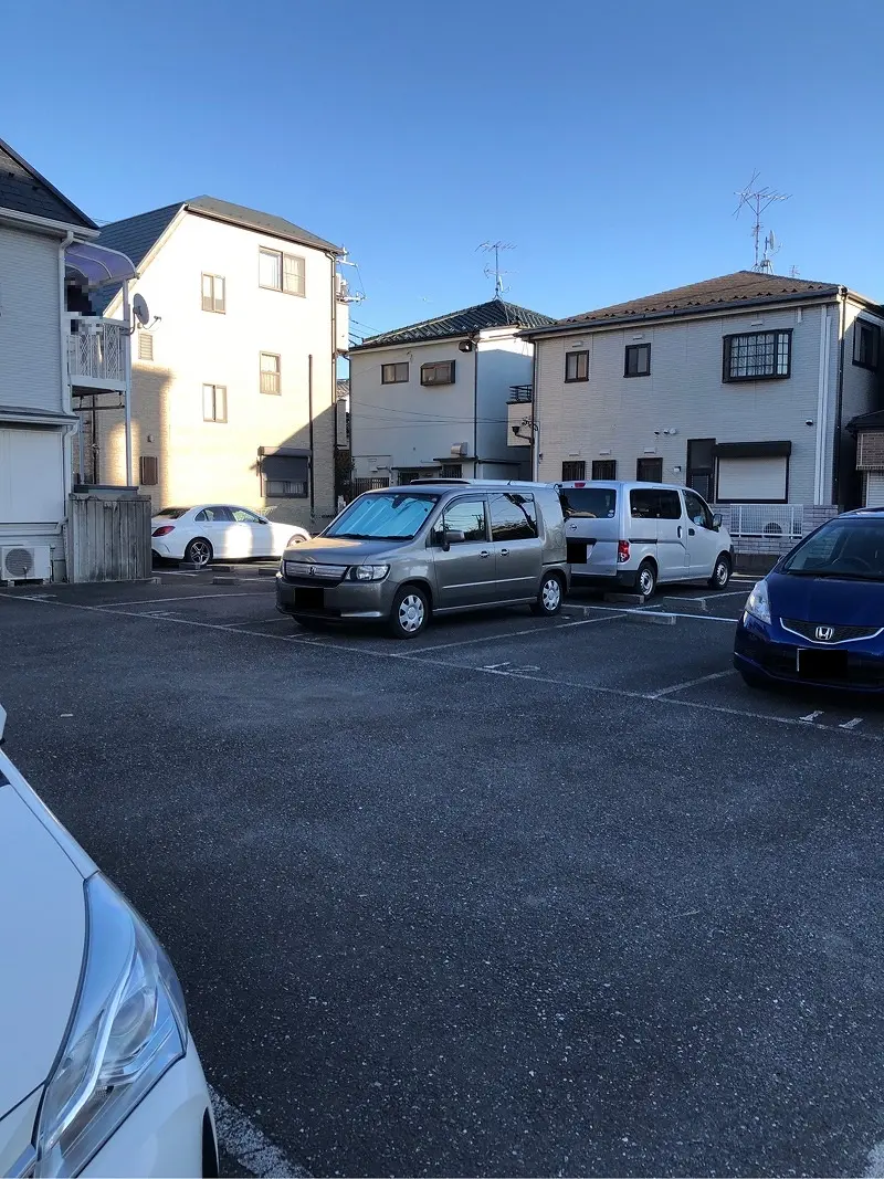 足立区西綾瀬３丁目　月極駐車場